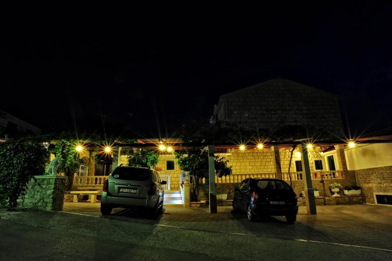 Villa Anni Sutivan Exterior foto